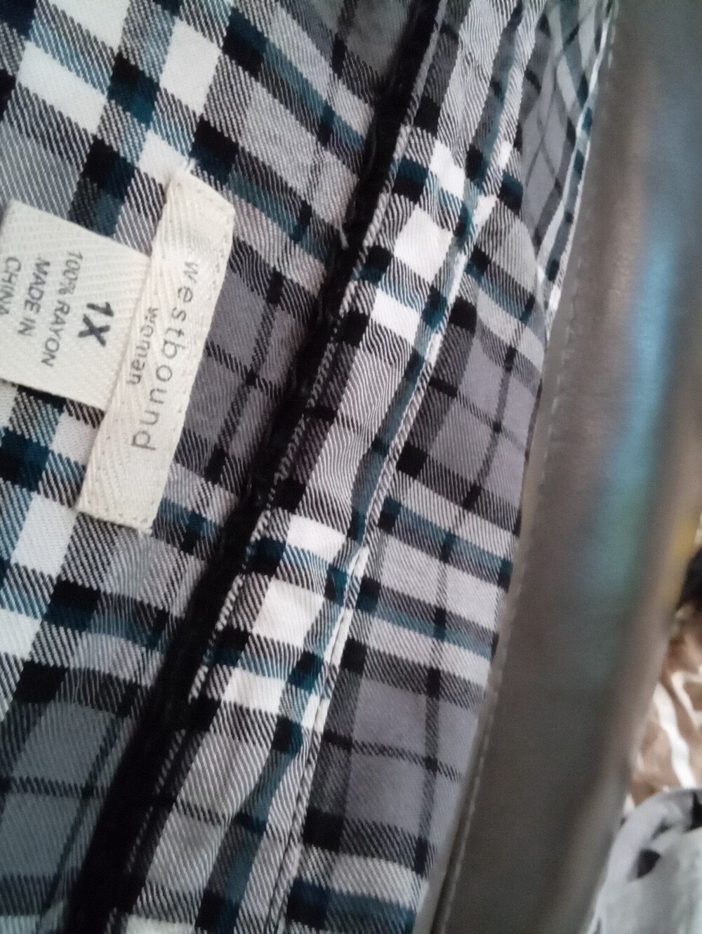 Westbound Woman Plus Size 1X Black & White Plaid w/Green Button Down Tunic - Picture 9 of 11